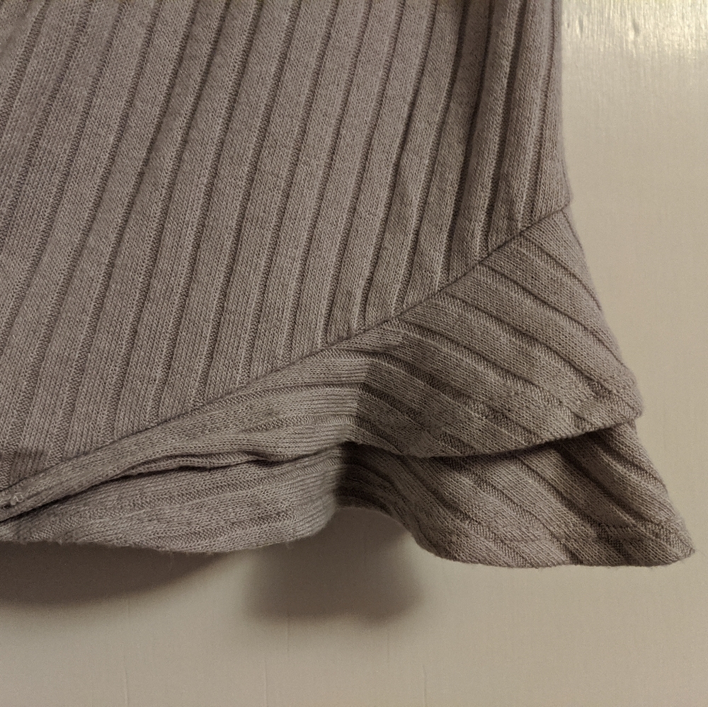 Me to We Ribbed Shorts - Picture 2 of 4